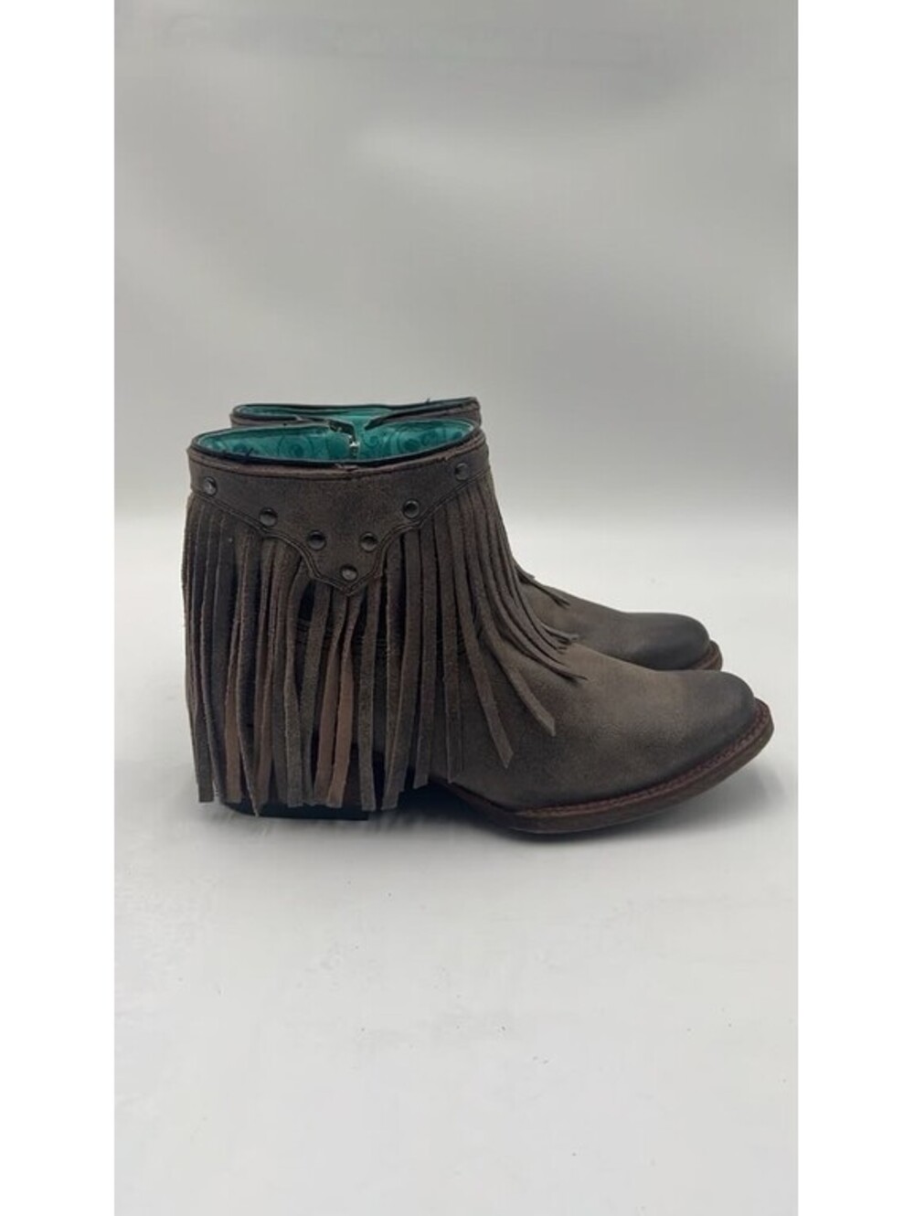 Corral Gray Fringe Leather Round Toe Side Zip Western Boots Womens Size 7 M